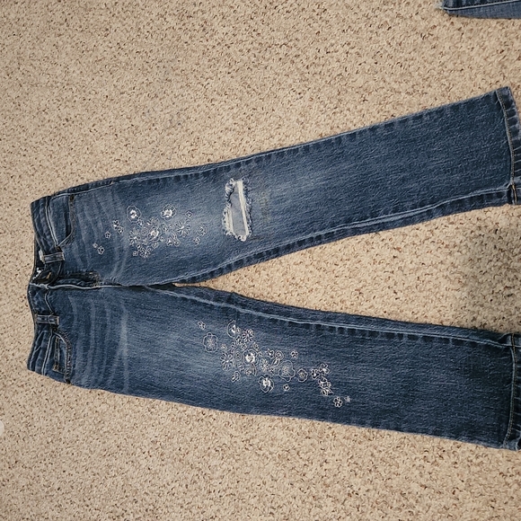 NWOT Cat & Jack Girlfriend cut stretch jeans-size 7-never worn - Picture 1 of 4